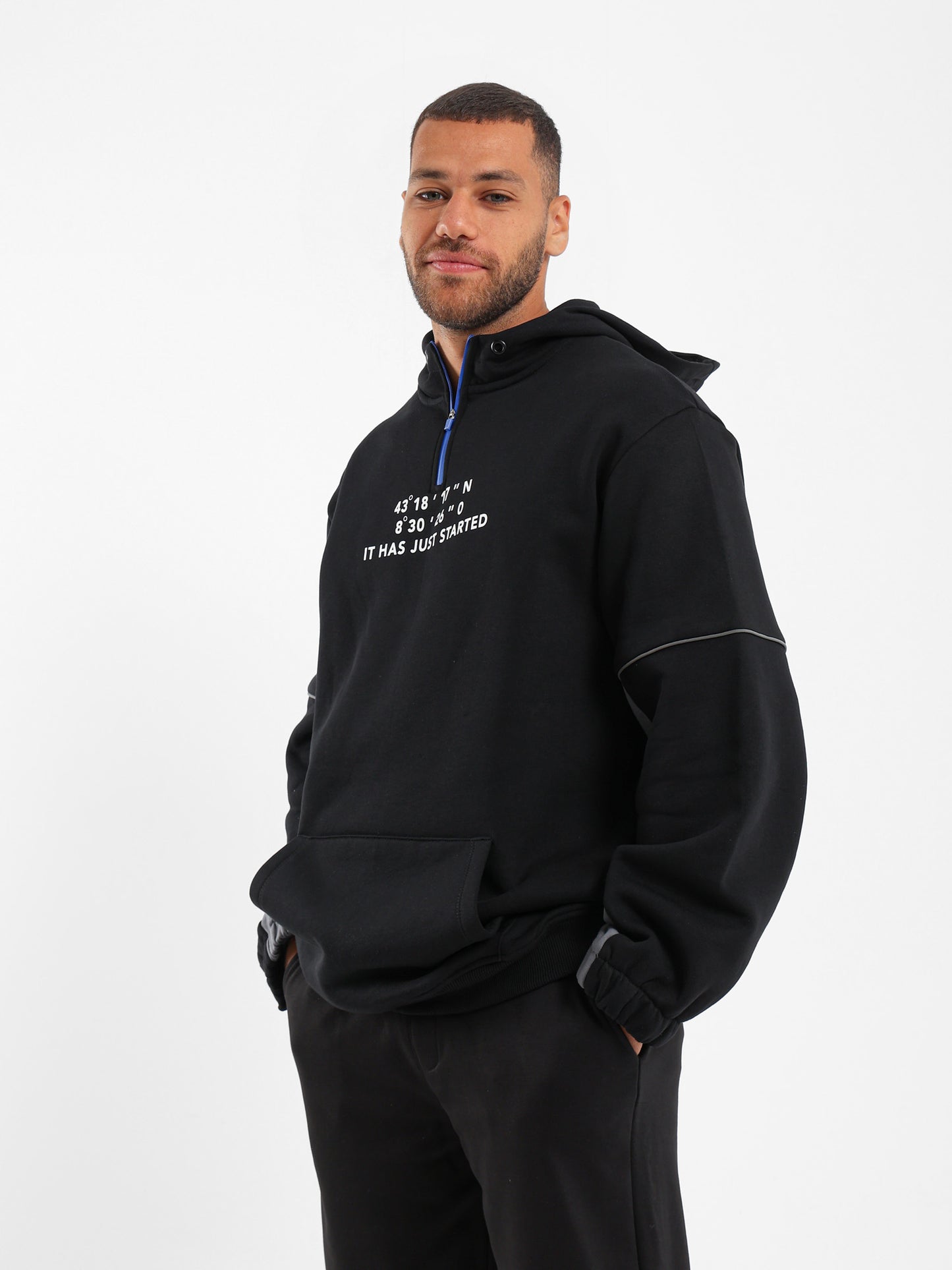Quarter Zip Oversized Hoodie - Outlet