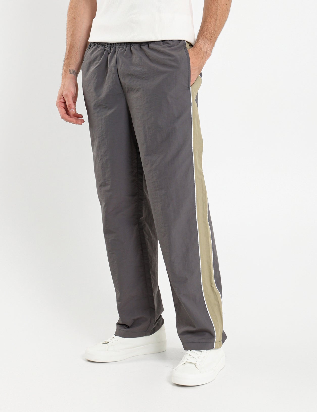 Contrast Panel Lightweight Pants