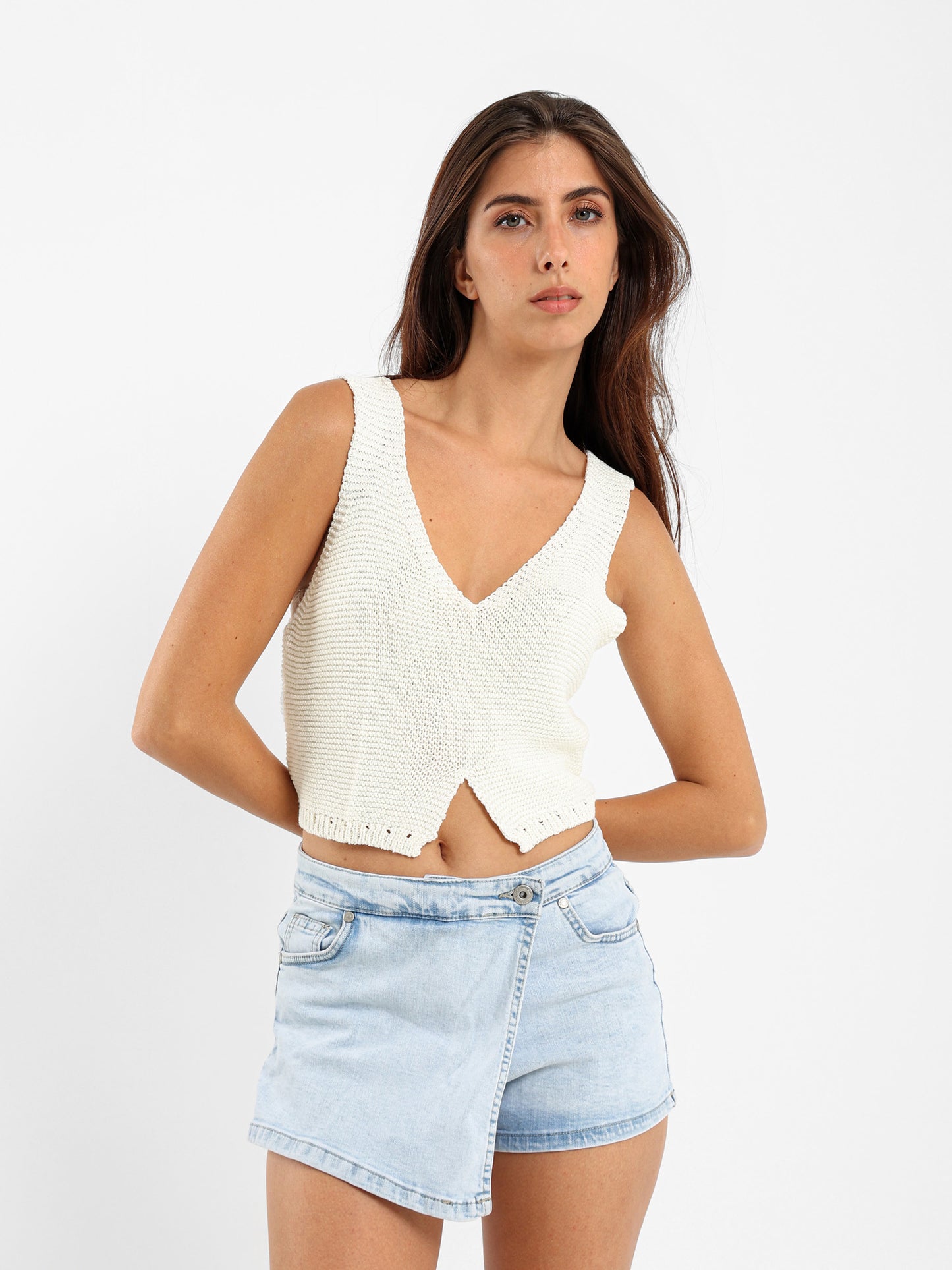 Cropped Top with V Hem