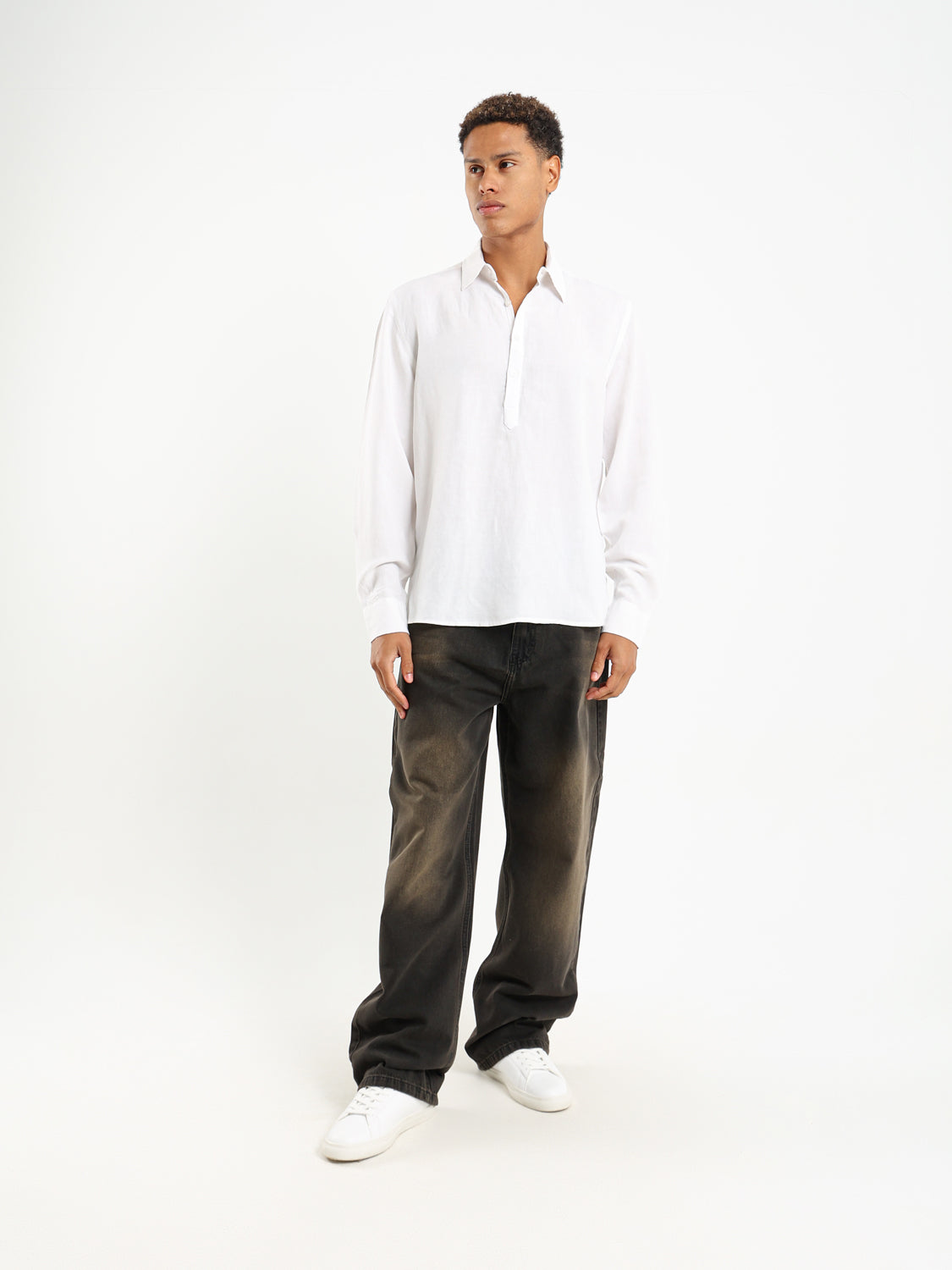 High Contrast Loose Washed Jeans