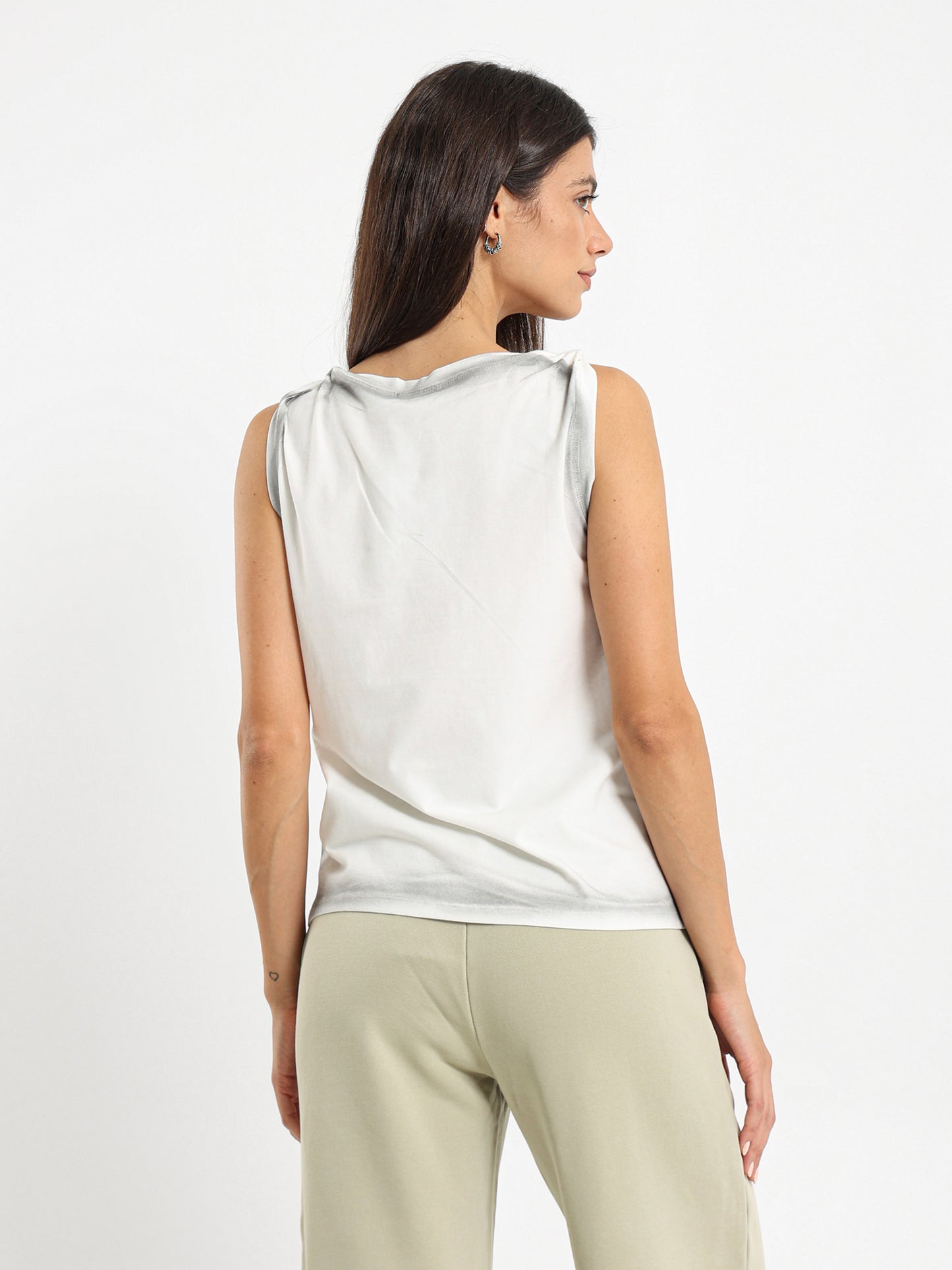 Sprayed Effect Printed Sleeveless Tee