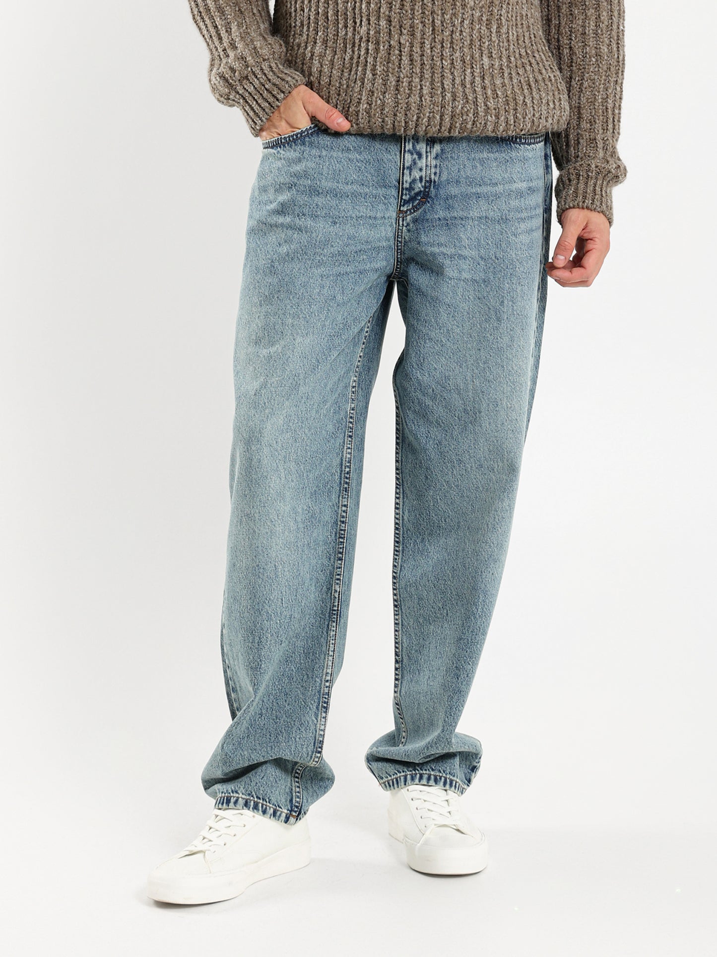 Relaxed with Waist Cord Jeans