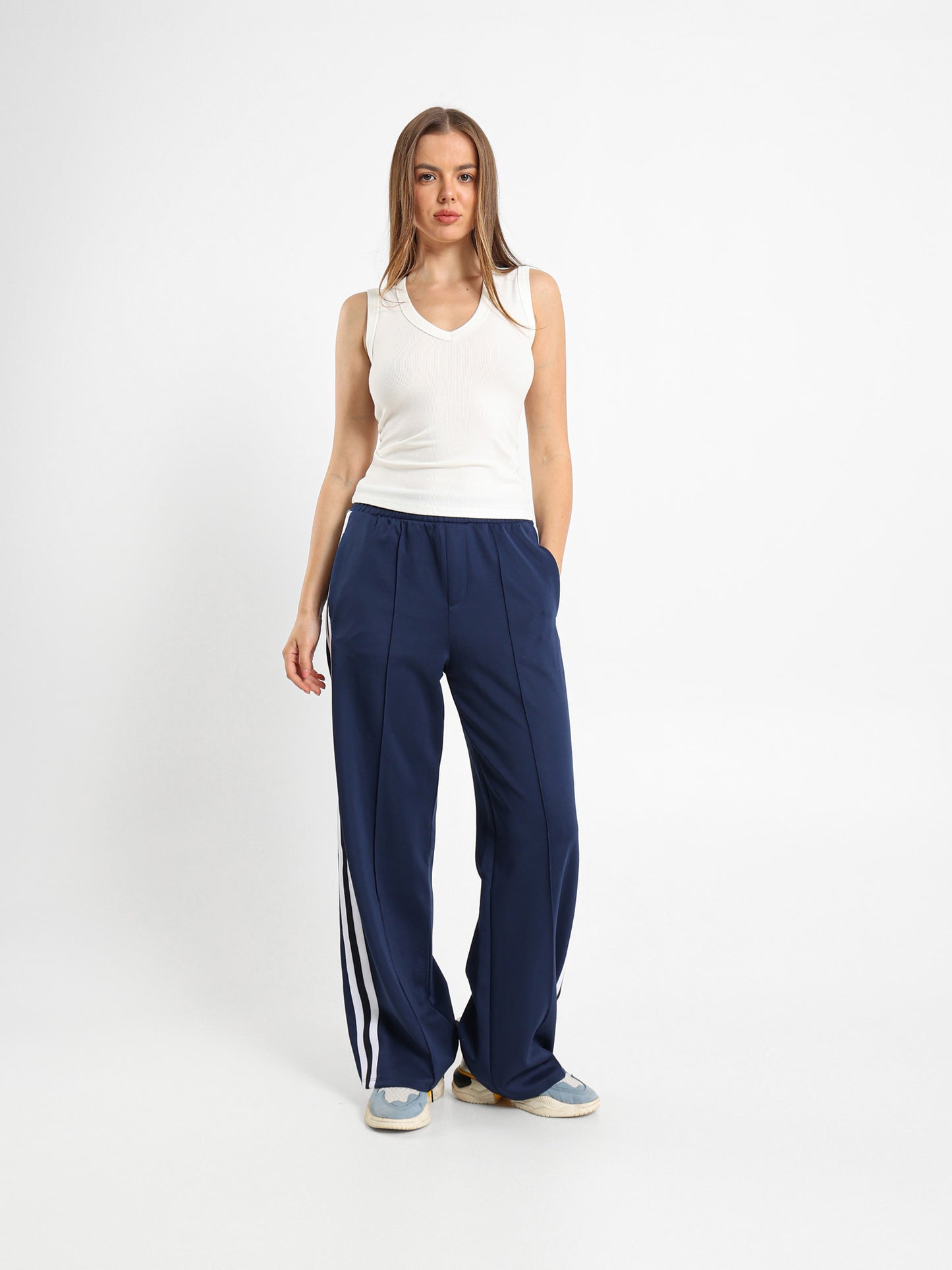 Contrast Panel Sweatpants With Front Crease