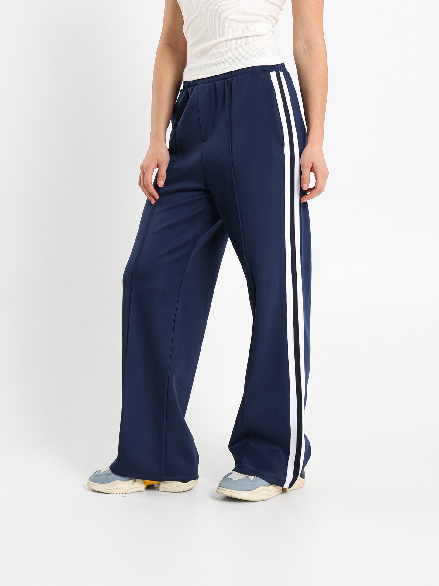 Contrast Panel Sweatpants With Front Crease
