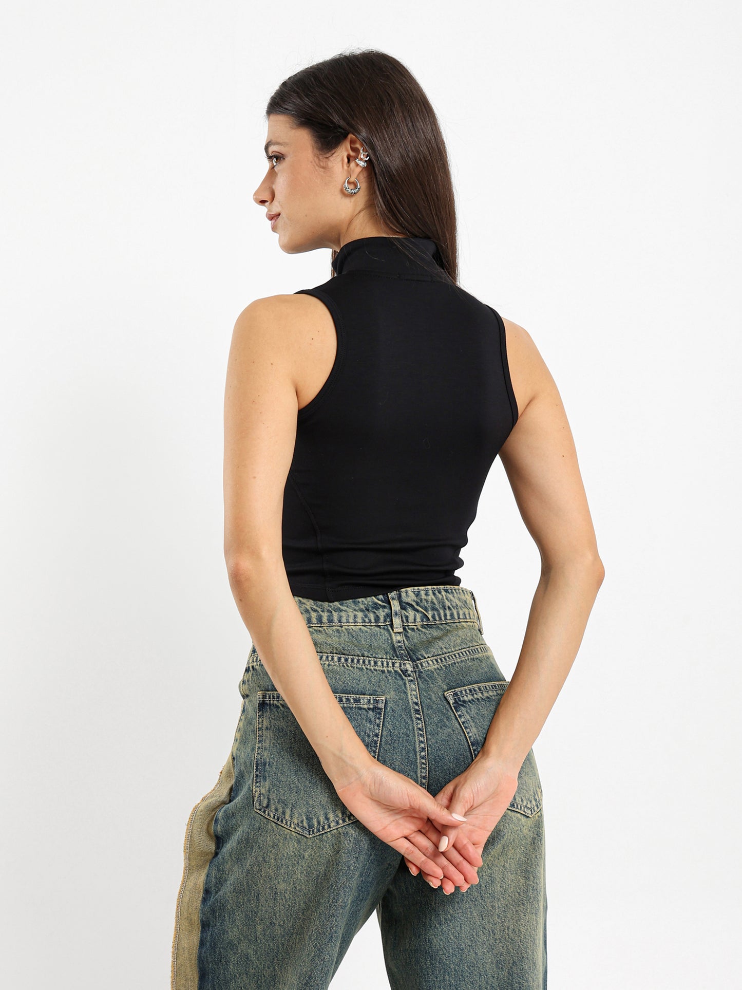 Sleeveless Sporty Zip Up Top