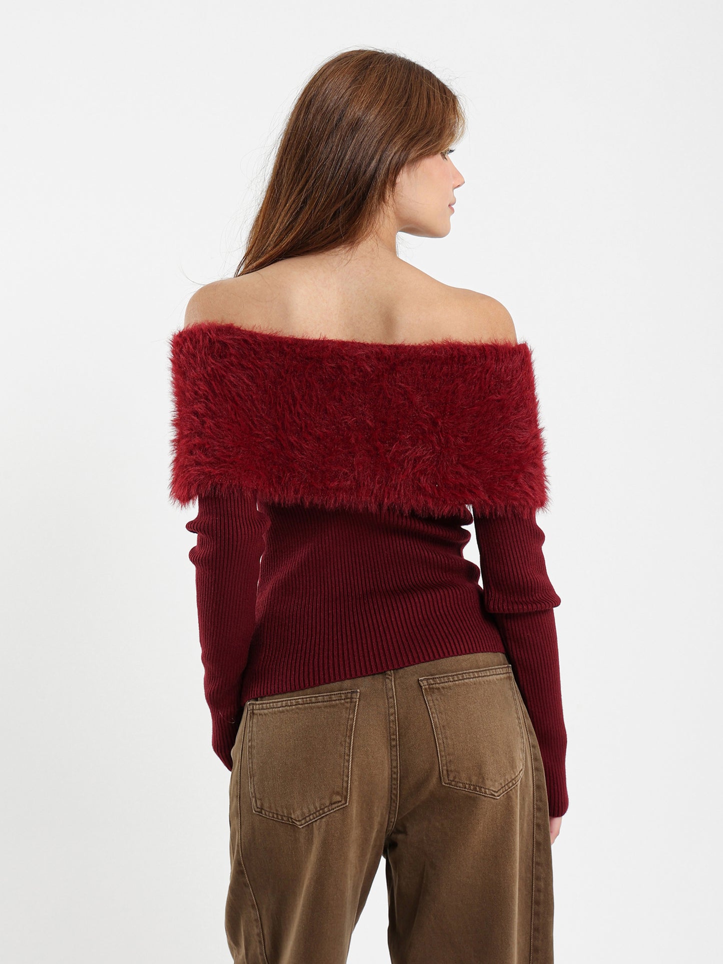 Loose Off-Shoulder Pullover