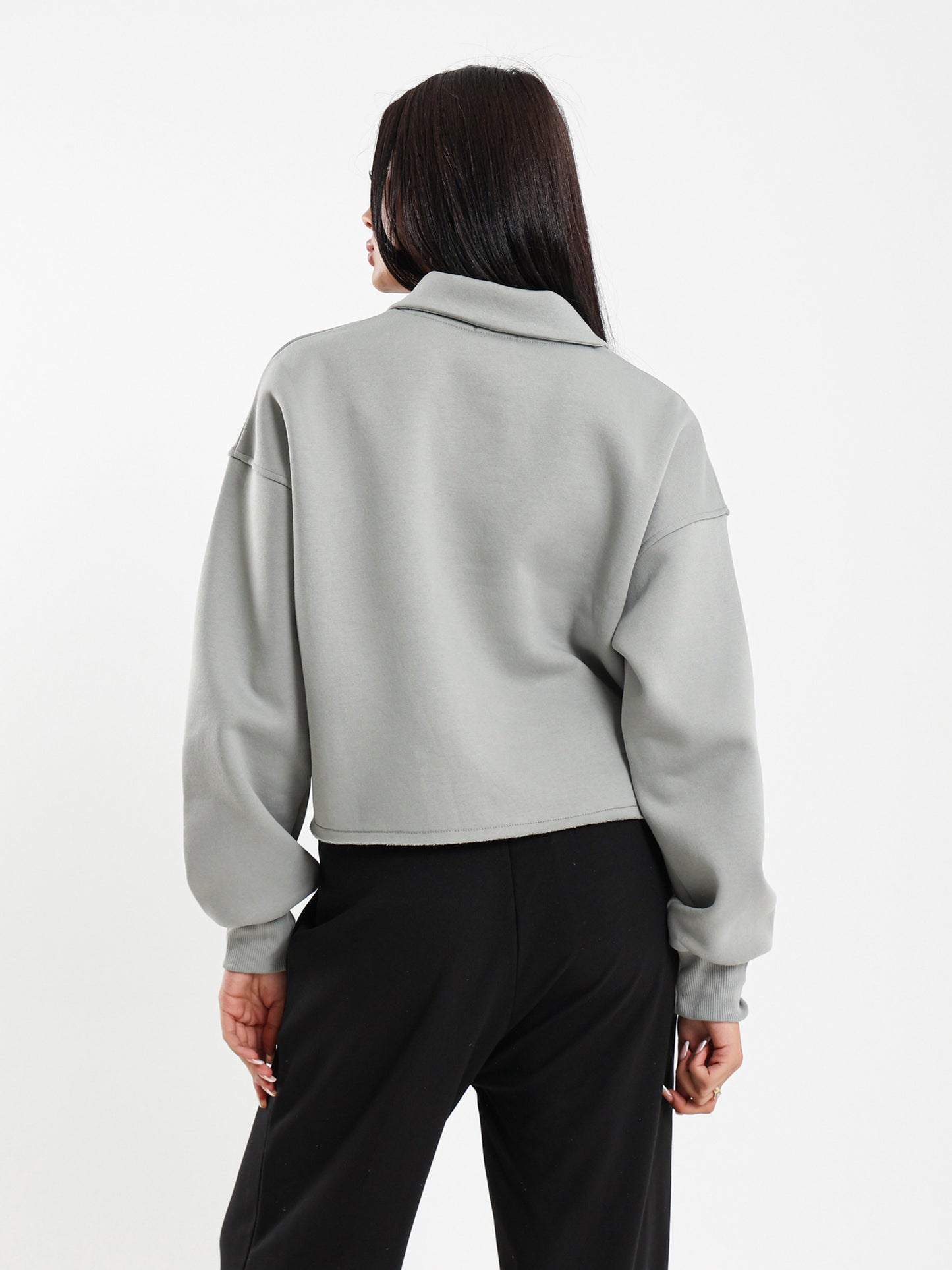 Cropped Sweatshirt with Large Collar