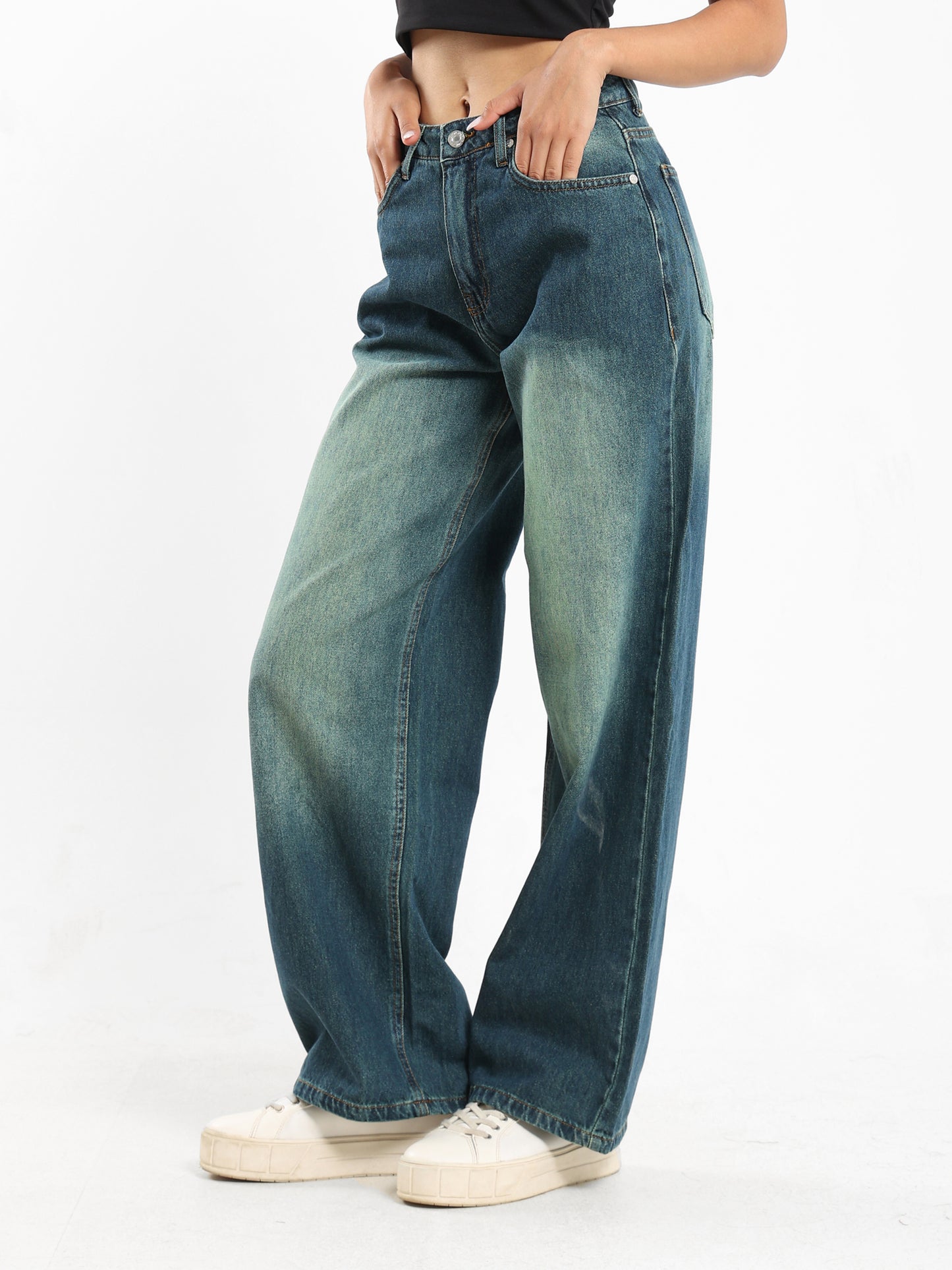 90s Straight-Leg Jeans - Outlet