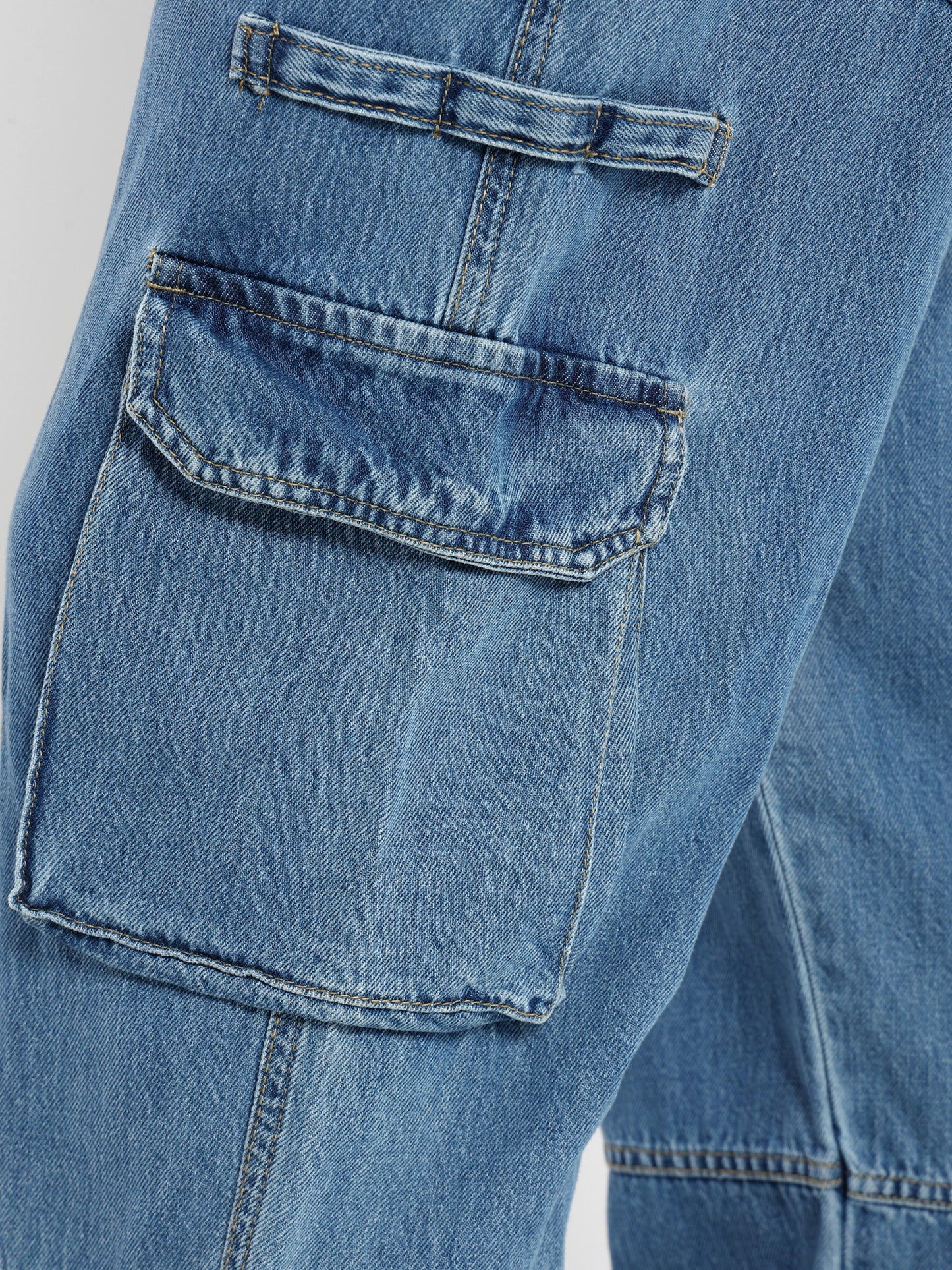 Loose Cargo Jeans - Outlet