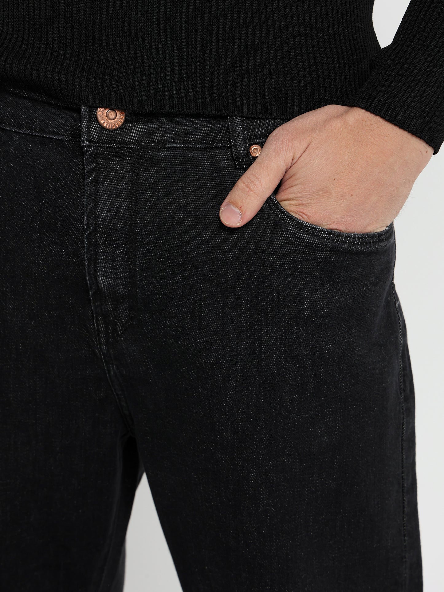 Regular 5-Pocket Jeans with Unfinished Hem - Outlet