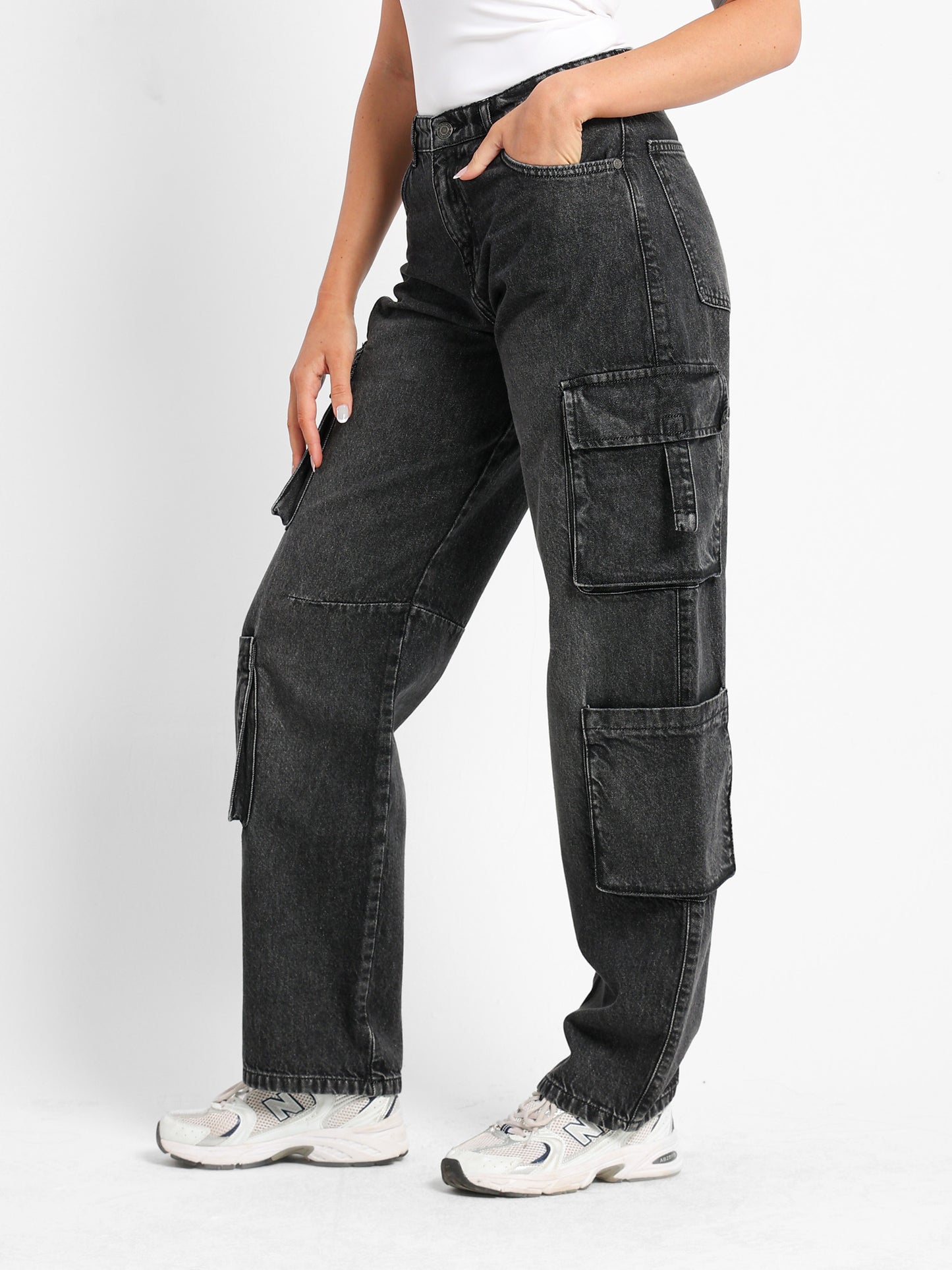 Cargo Jeans with Multiple Pockets