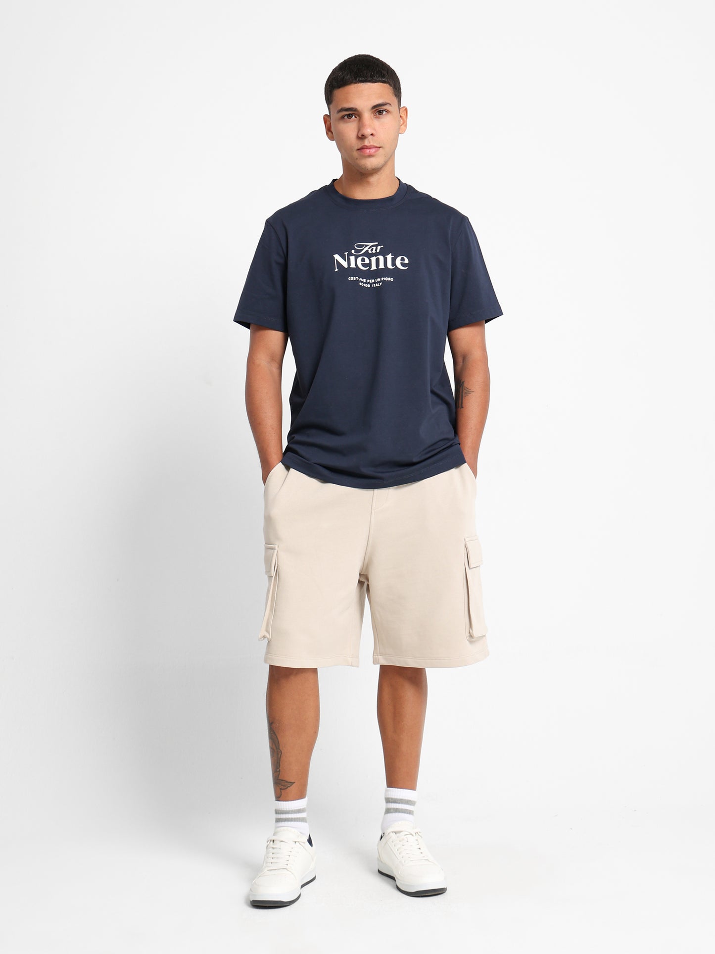 Far Niente Graphic T-Shirt