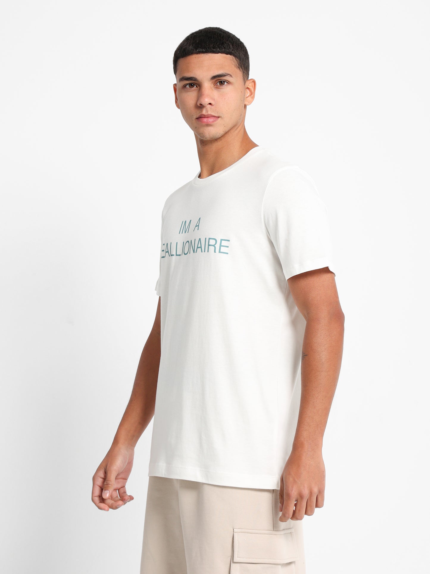 Iam A reallionaire Text Printed T-Shirt