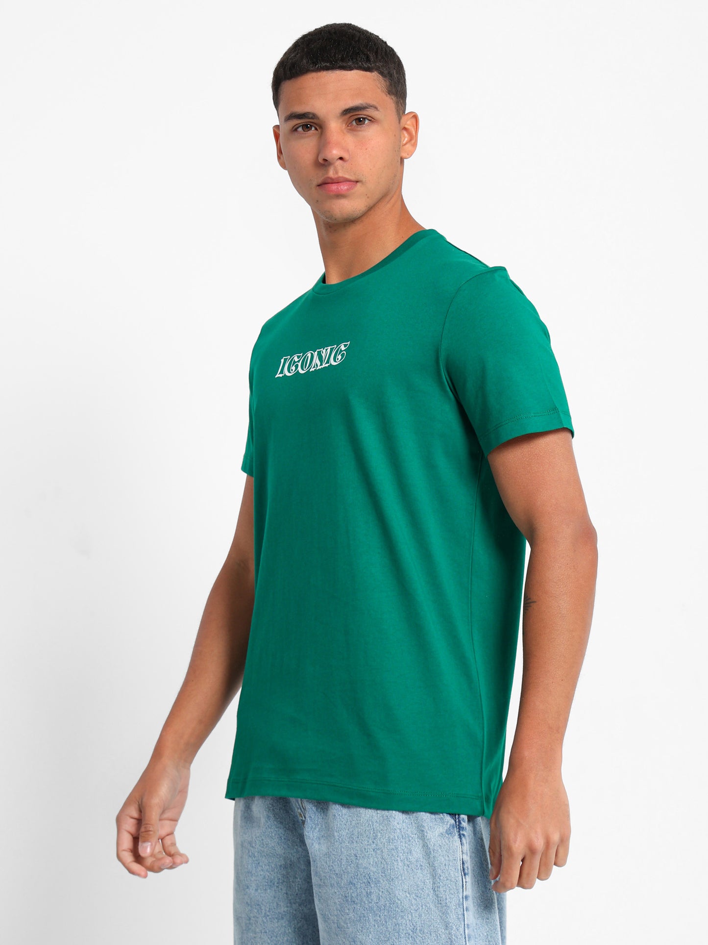Iconic Statement Graphic T-Shirt