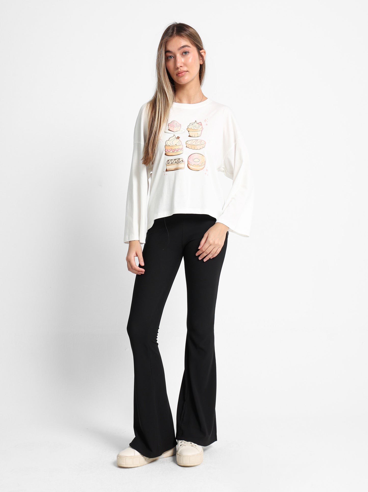 "Cakes" Graphic Print Long Sleeve T-Shirt