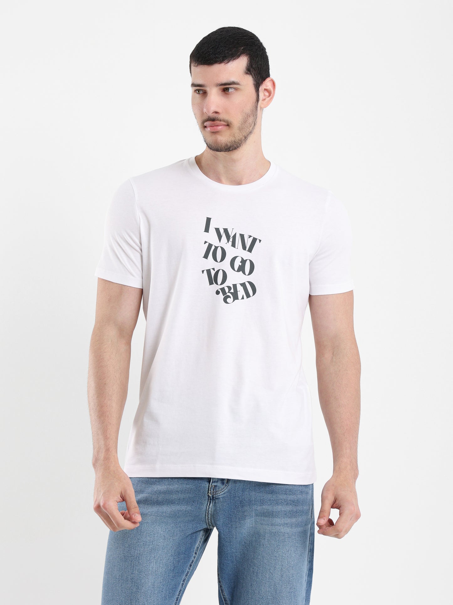 “I Want To Go To Bed” Statement T-Shirt
