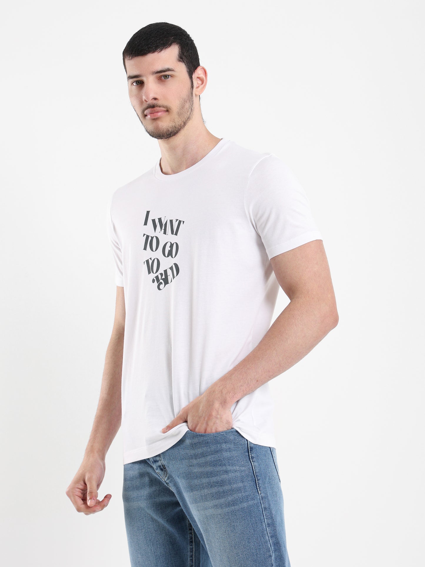 “I Want To Go To Bed” Statement T-Shirt