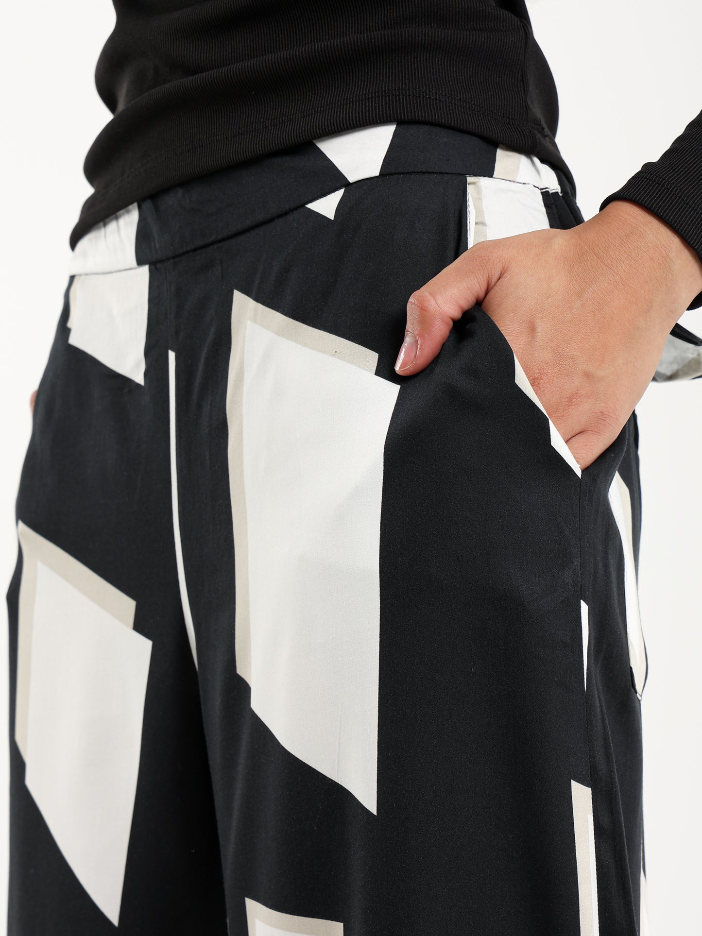All-Over Print Wide-Leg Pants