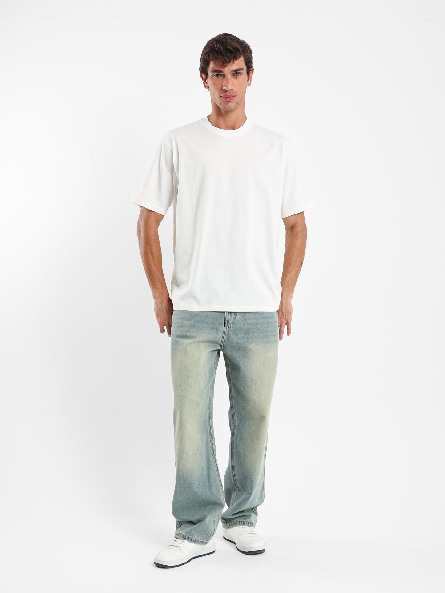 Loose Washed Jeans