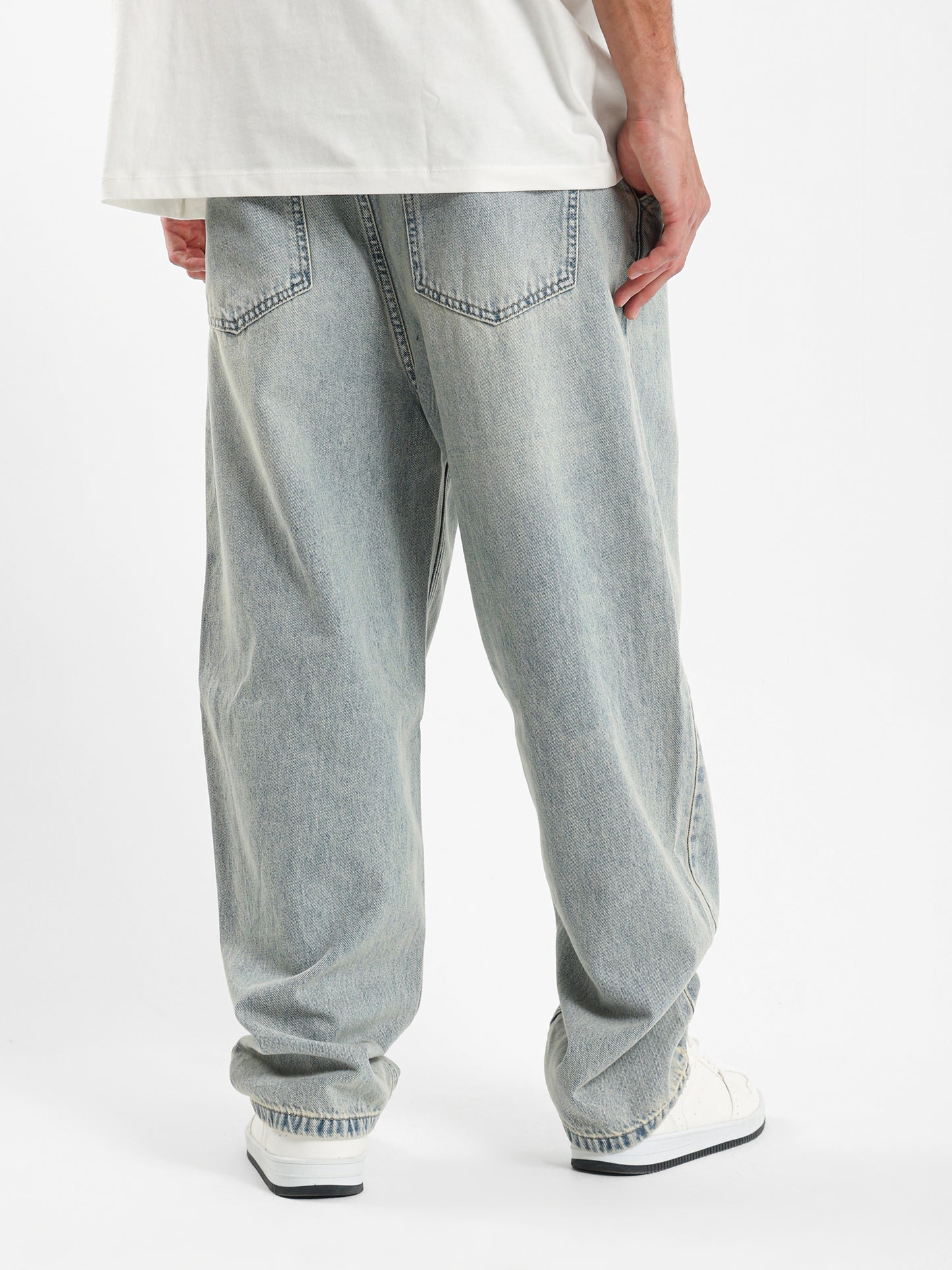 Carrot Fit Jeans