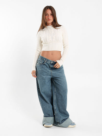 Cropped Fitted Cable Pullover