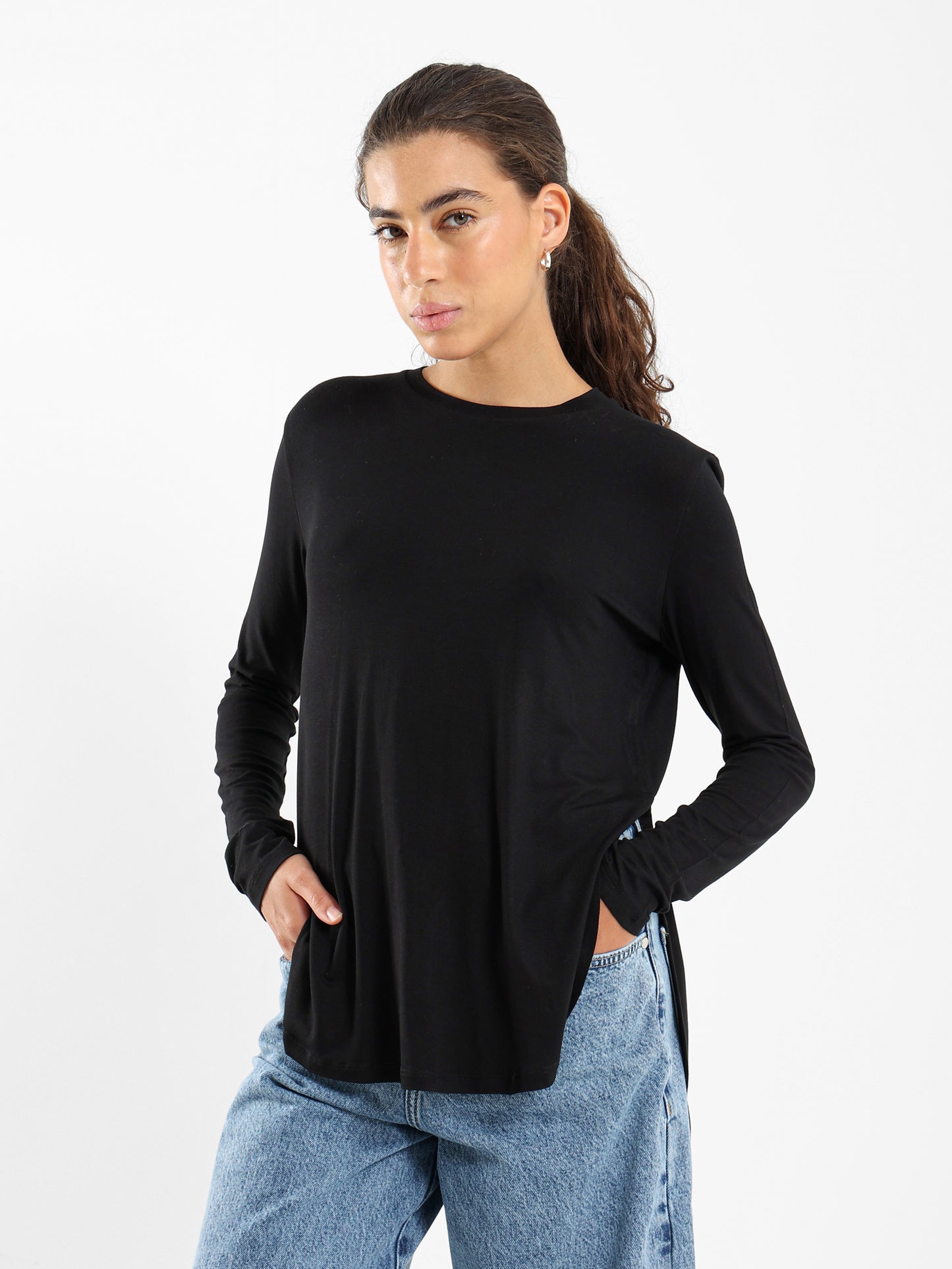 Long Sleeve Hi-Low Round Hem Tee