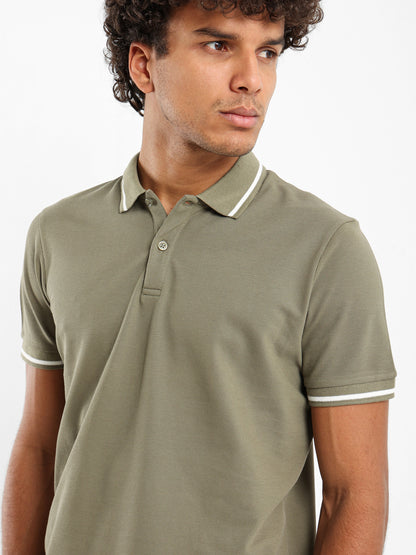 Contrasting Detail Polo Shirt