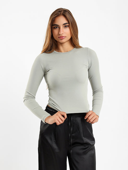 Fitted Basic T-Shirt