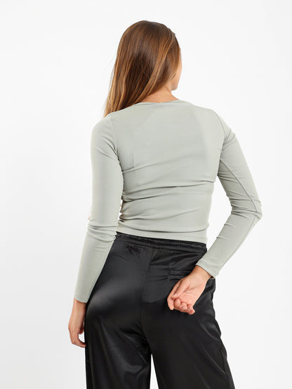 Fitted Basic T-Shirt