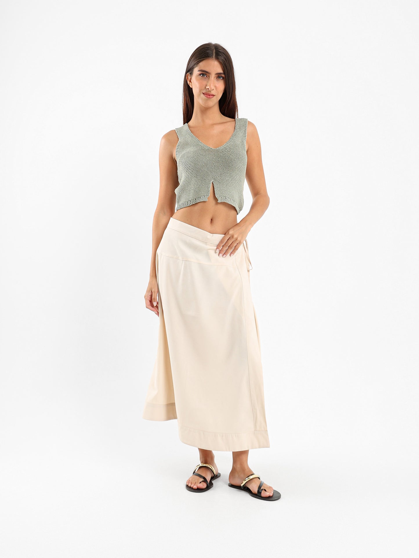 Cropped Top with V Hem