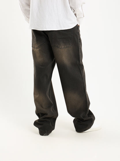 High Contrast Loose Washed Jeans
