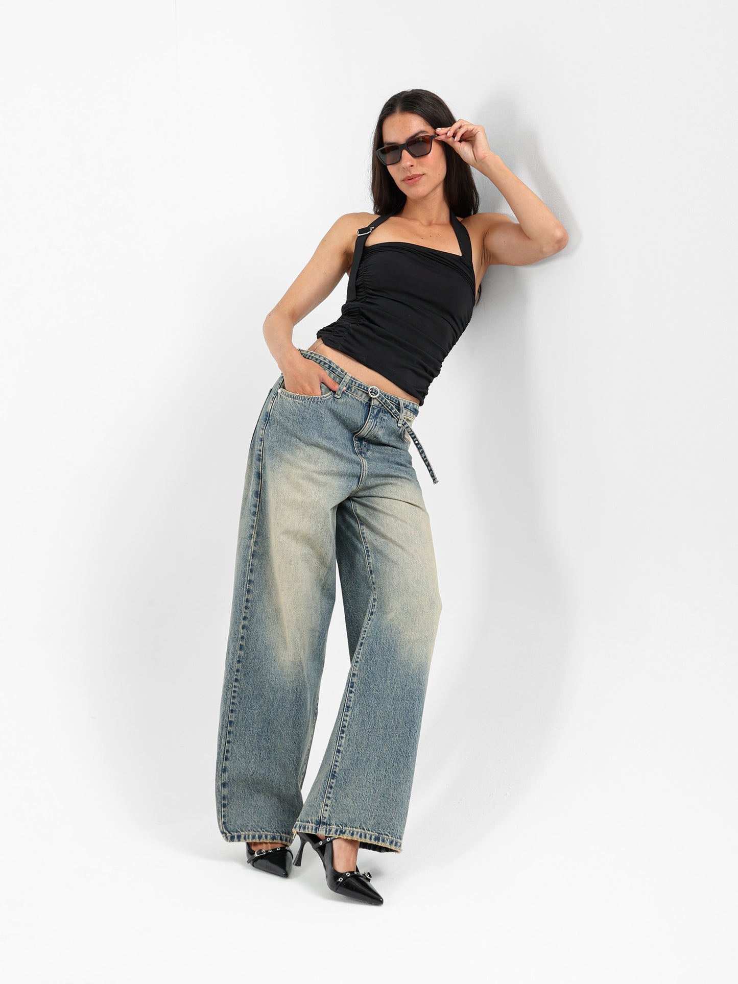 Balloon Jeans with Thin Denim Belt