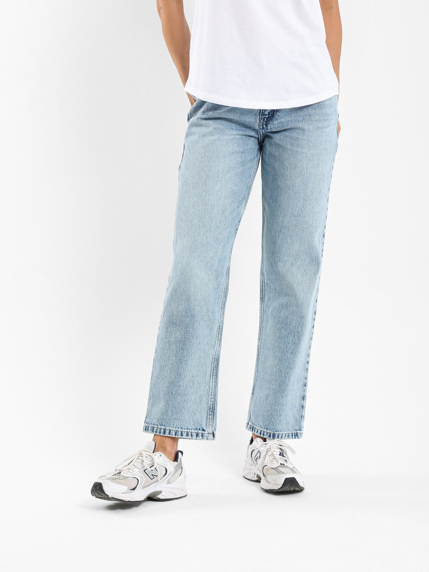 Low Waist Straight Jeans