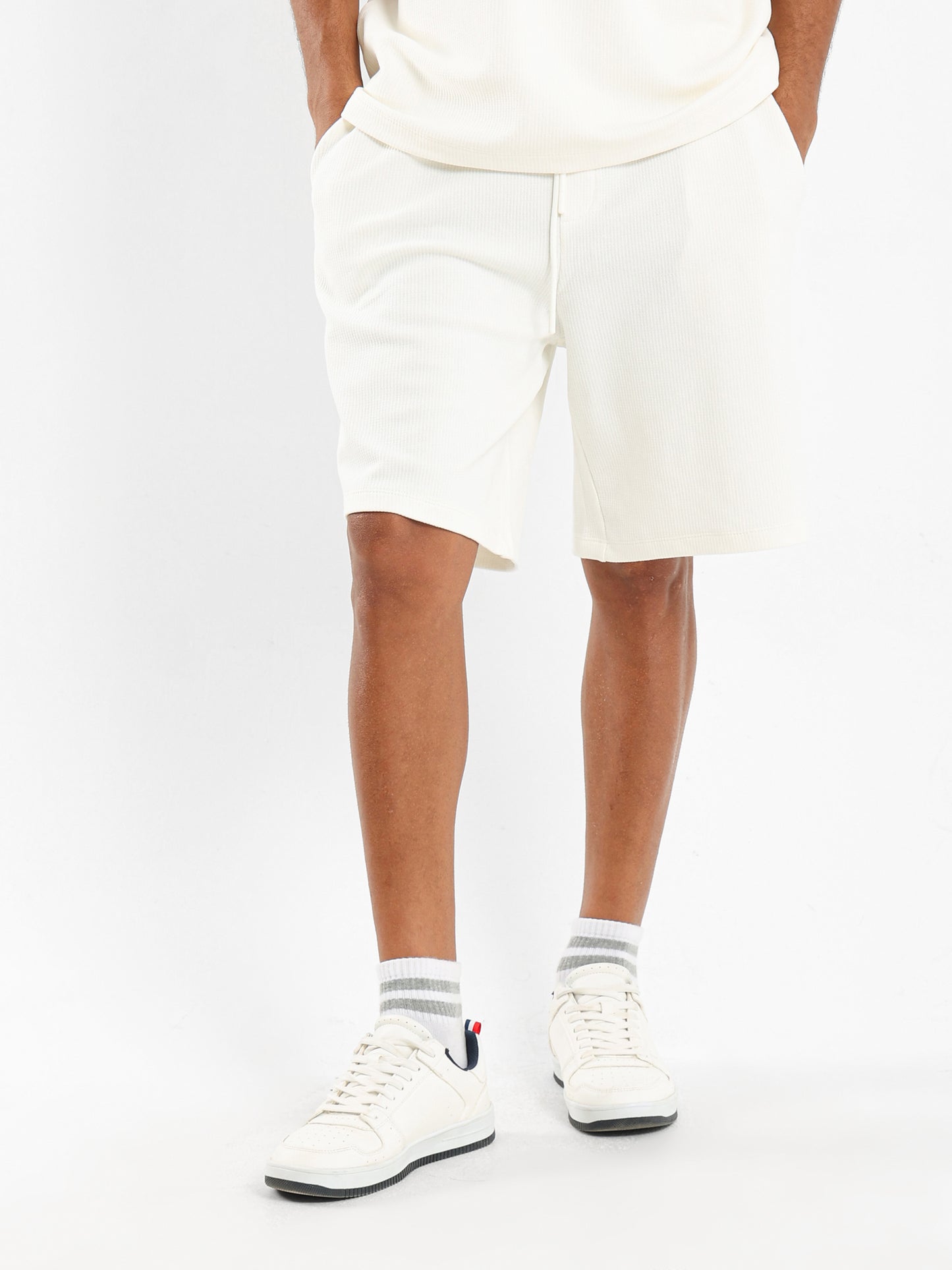 Side Pockets Shorts