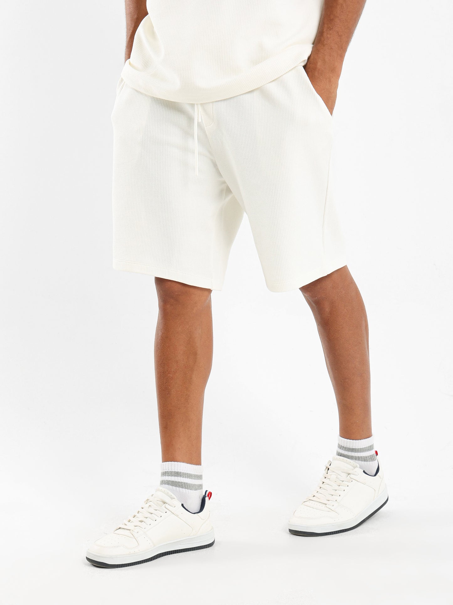 Side Pockets Shorts