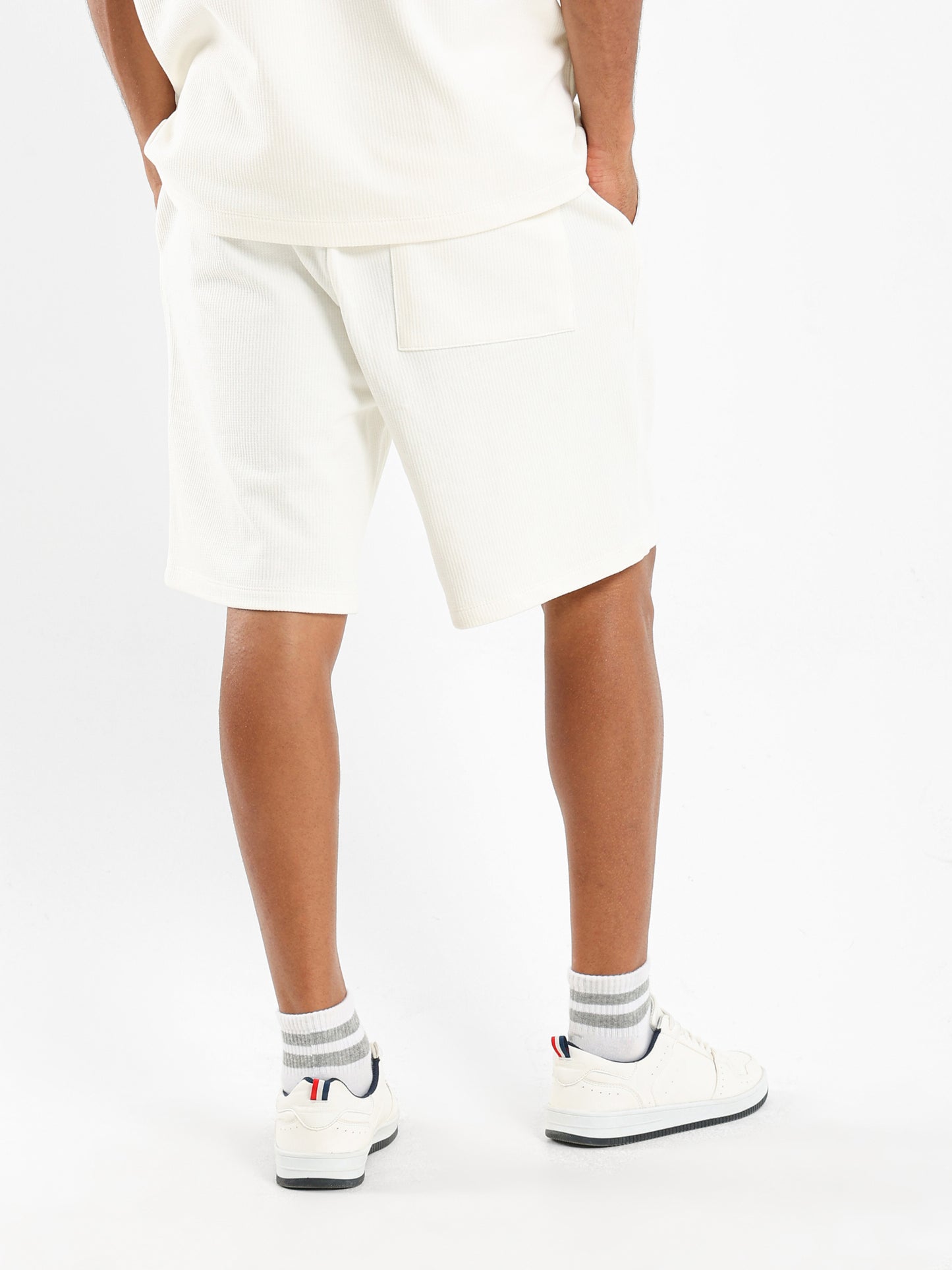 Side Pockets Shorts