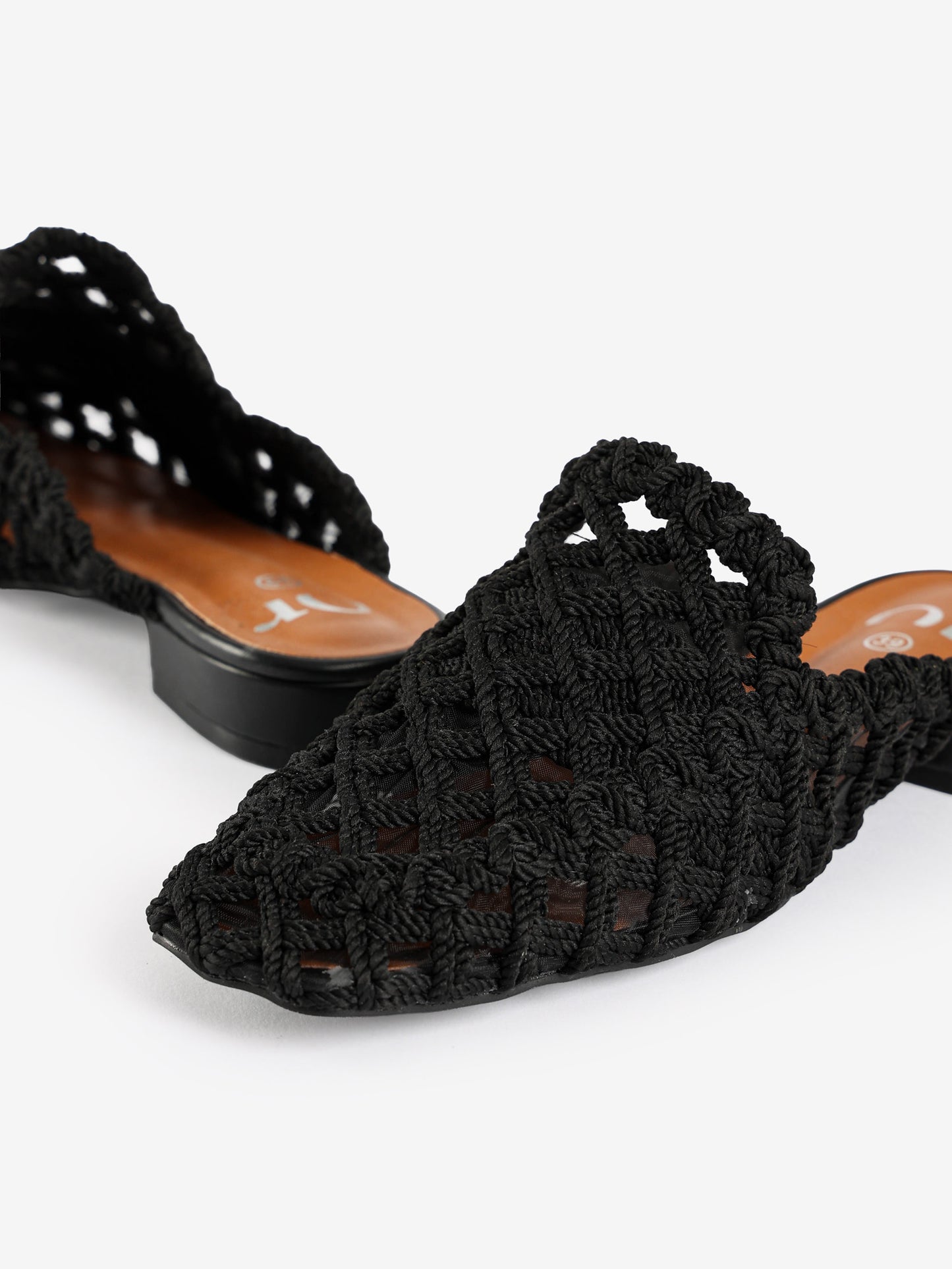 Woven Pointed-Toe Flat Mules