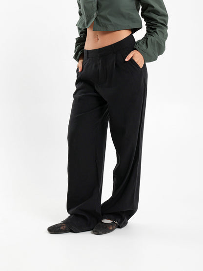 Wide Leg Front Pleated Pants