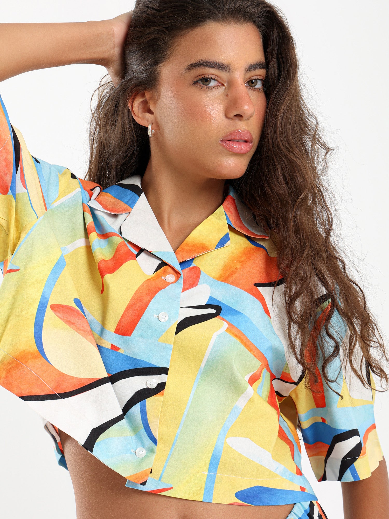 mame - leinwande シャツ　ポレロ　belted sleeve shirts Boxy shirt with pleats, optical white | Sportmax