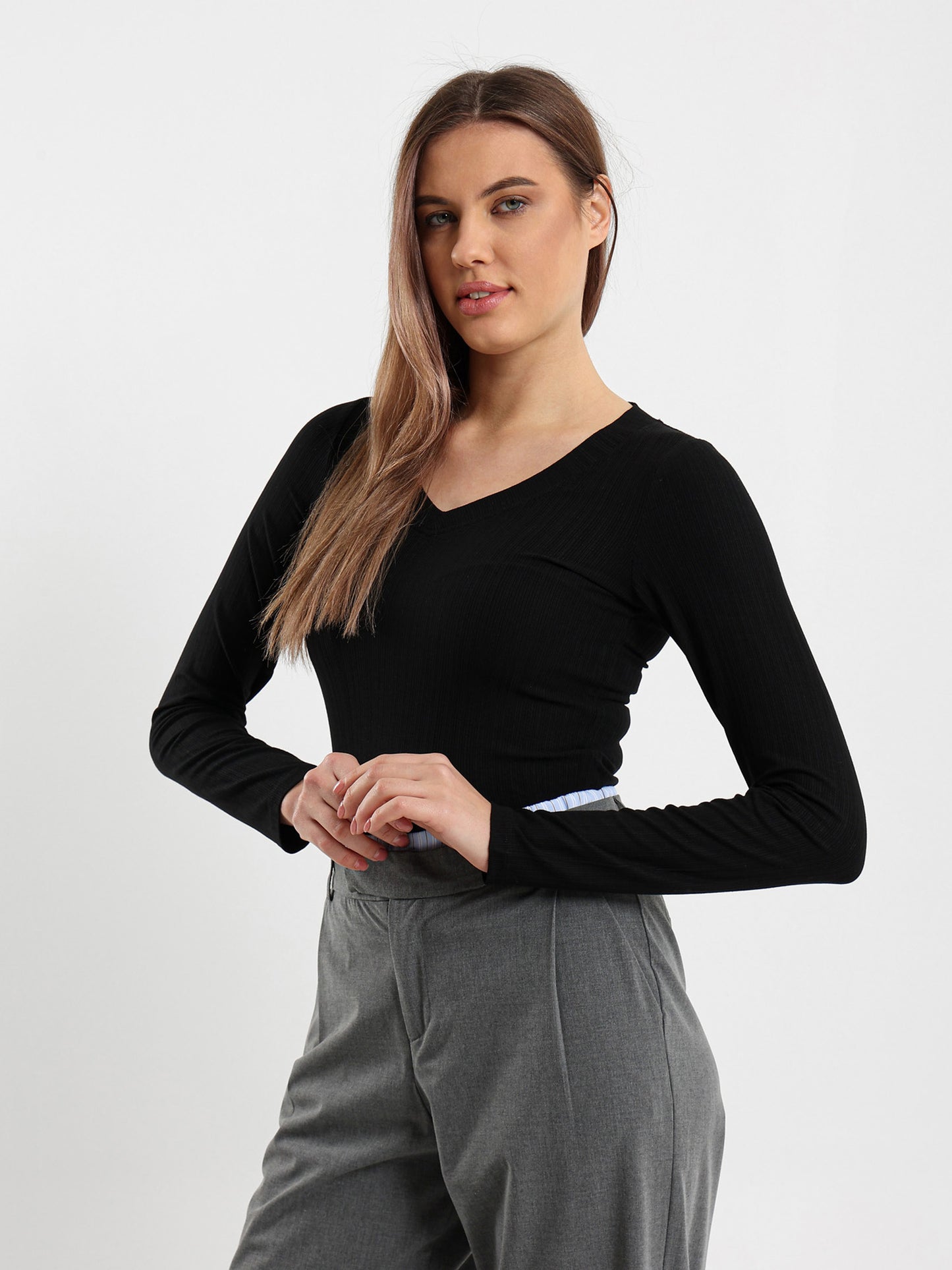 Ribbed Fitted Long Sleeve V-Neck Top