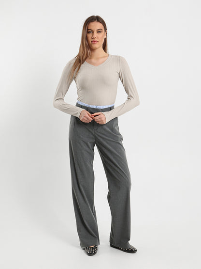 Ribbed Fitted Long Sleeve V-Neck Top