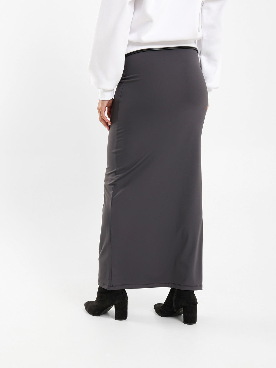 Soft Line Maxi Skirt