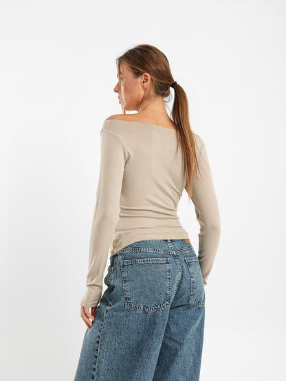 Boat Neck Long Sleeve Top
