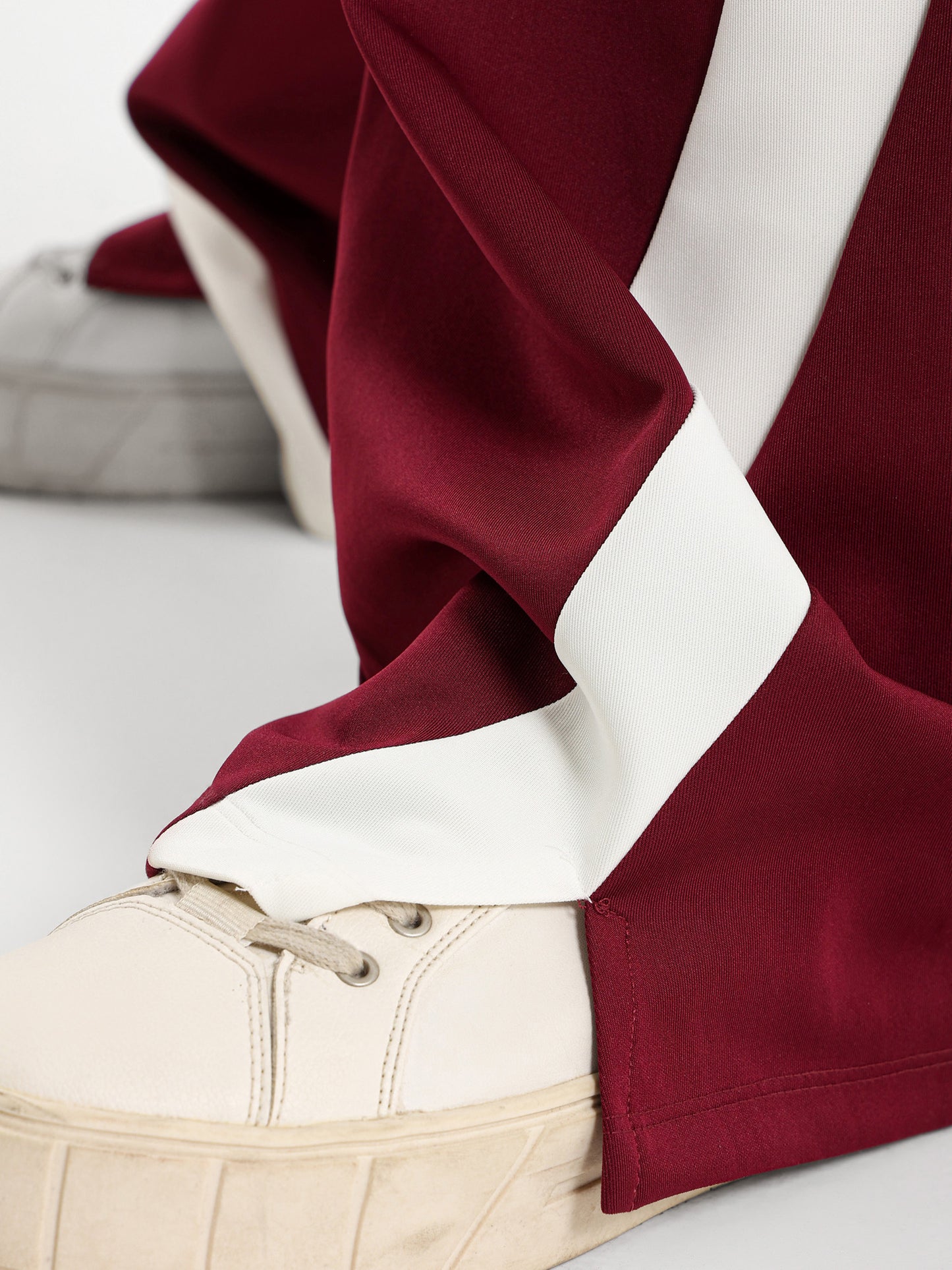 Contrast Panel Sweatpants