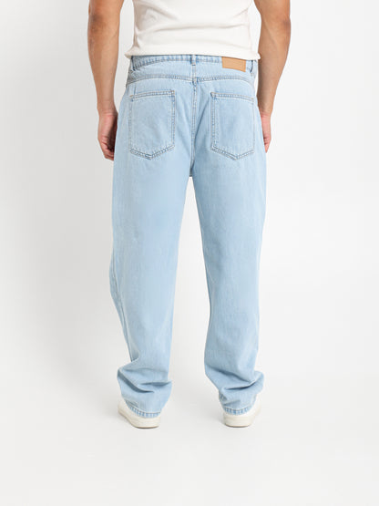 Tapered Regular Jeans With Front Pleats