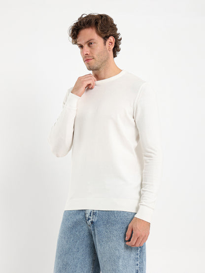 Basic Round Neck Pullover