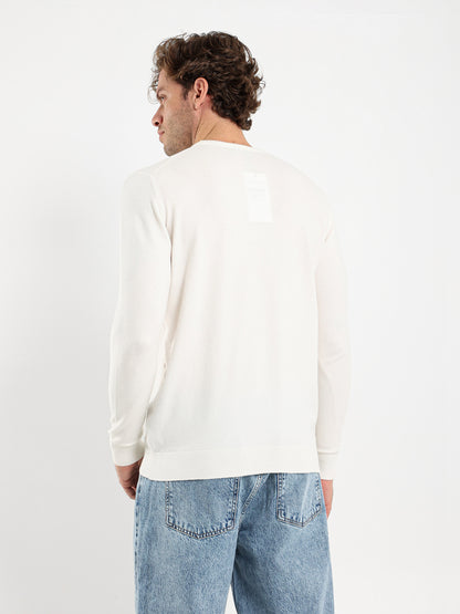 Basic Round Neck Pullover