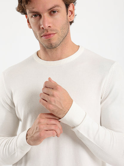 Basic Round Neck Pullover