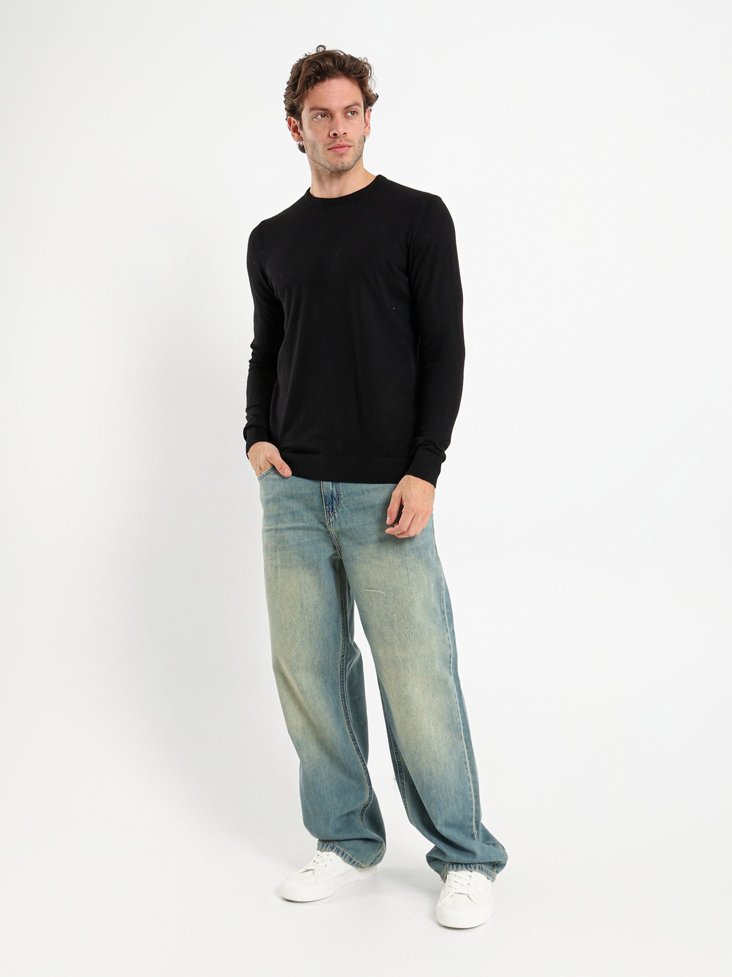 Basic Round Neck Pullover