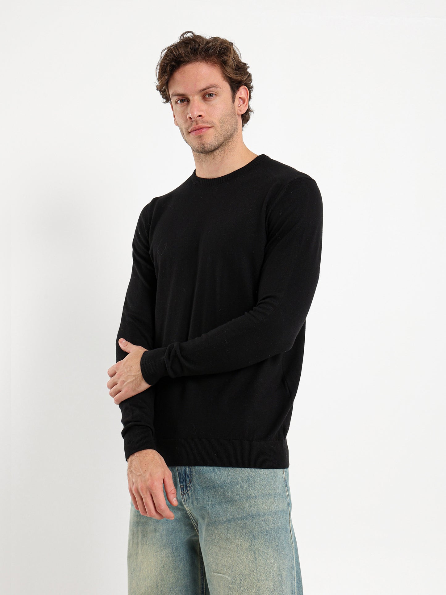 Basic Round Neck Pullover